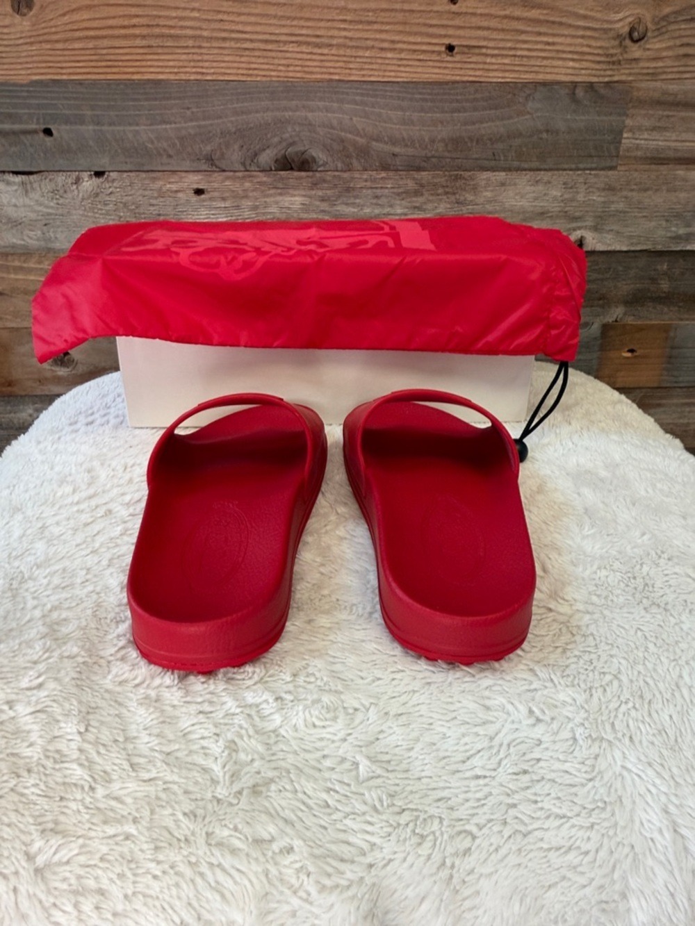 Tod’s Red Amarena Logo Slide Sandals with Matching Dust Bag NIB Size 37 / 6 - Picture 4 of 9